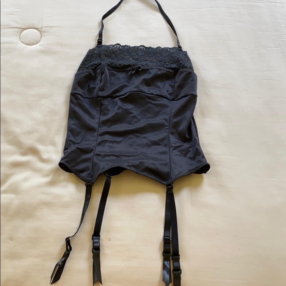 VS undergarment